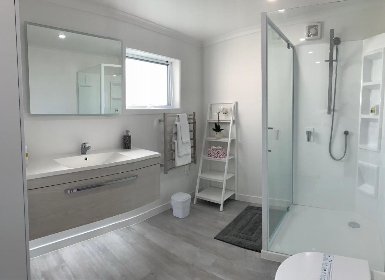 Coromandel Town Harbourside Cottage Luxury Accommodation المظهر الخارجي الصورة