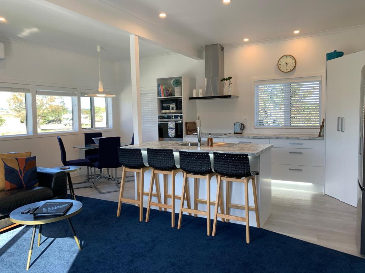 Coromandel Town Harbourside Cottage Luxury Accommodation المظهر الخارجي الصورة